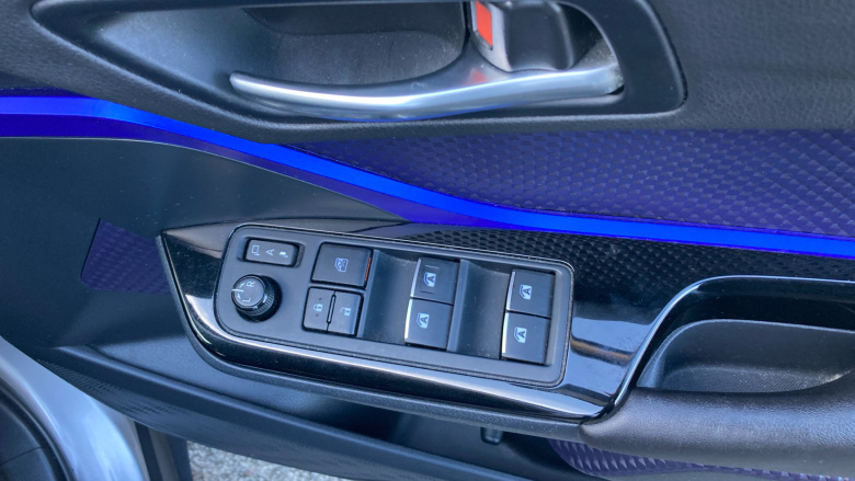 Toyota C-HR 1.2T Dynamic 5dr CVT Petrol Hatchback